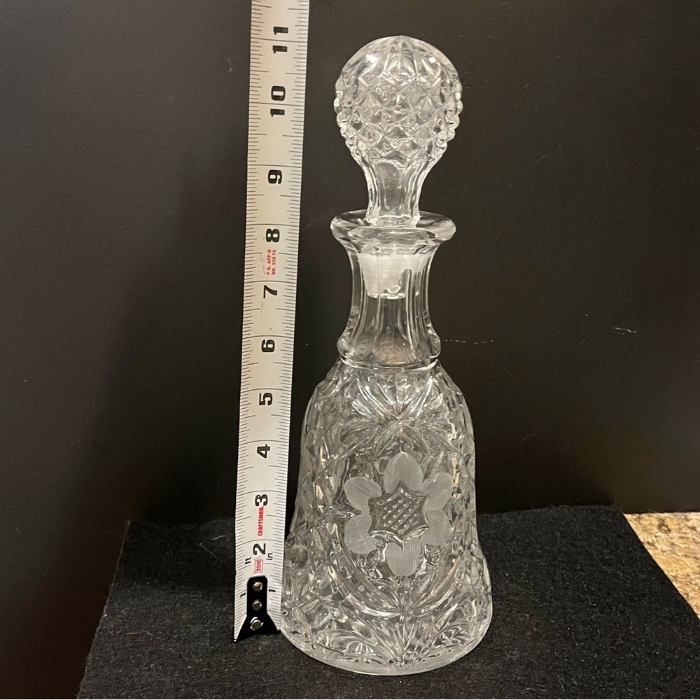 Vintage Pressed Glass Decanter with Floral Star Motif - Picture 11 of 16